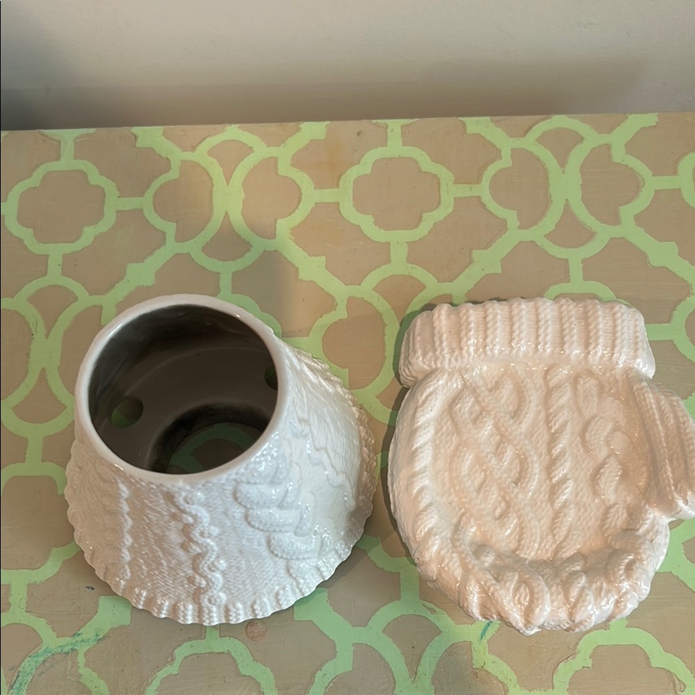 White Textured Ceramic Decor Accents